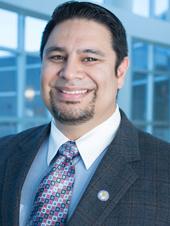 Headshot of Dr. Eleazar Vasquez